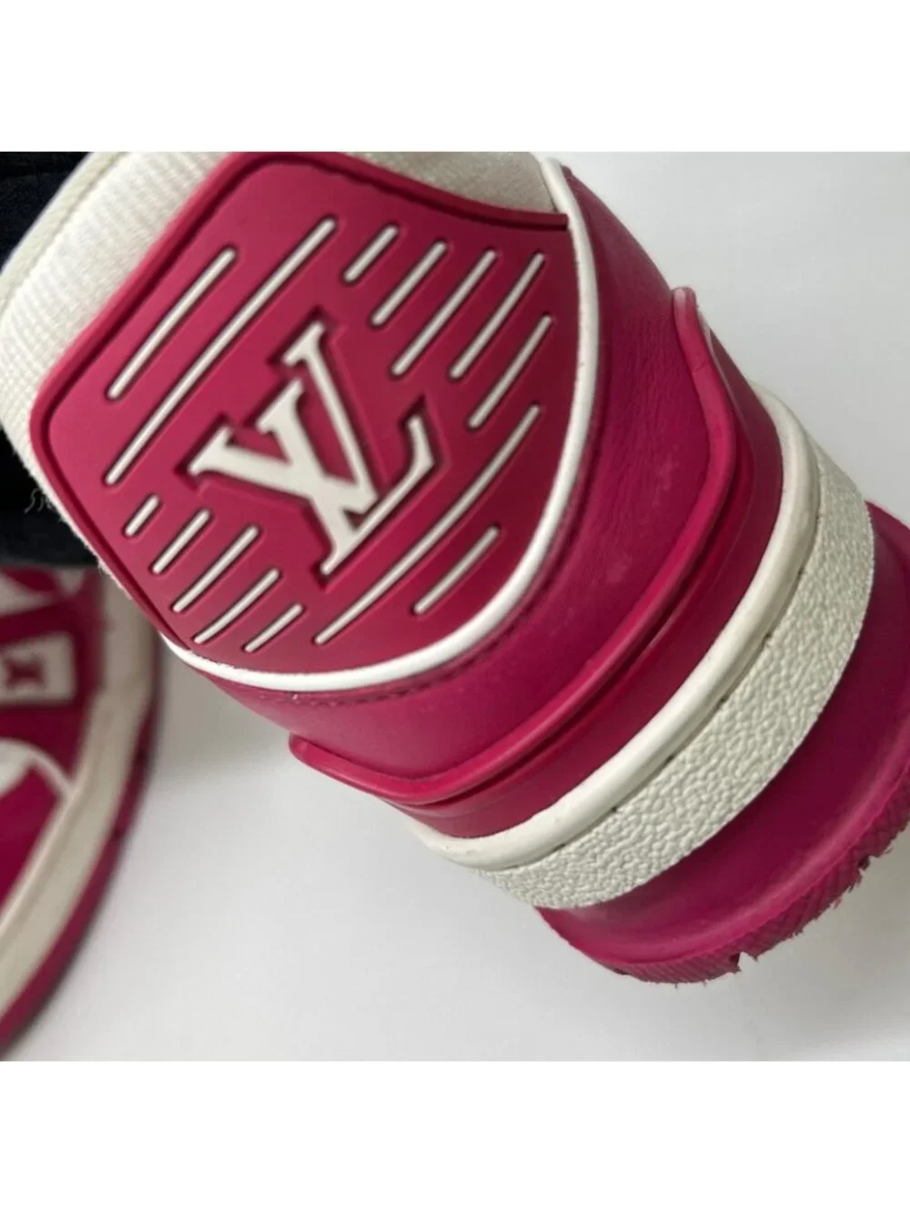 Louis Vuitton LV Trainer Line Leather Sneakers